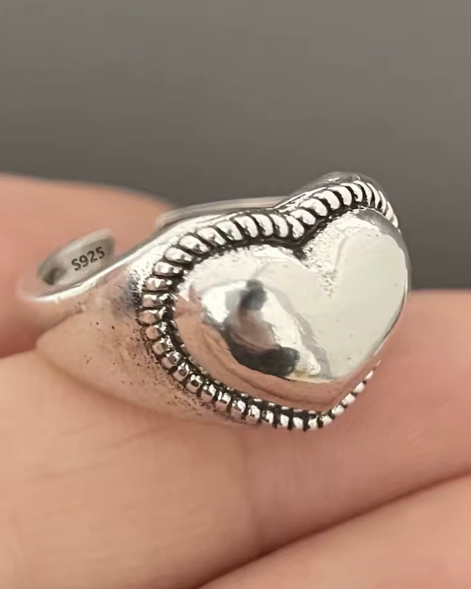 Anello a forma di cuore