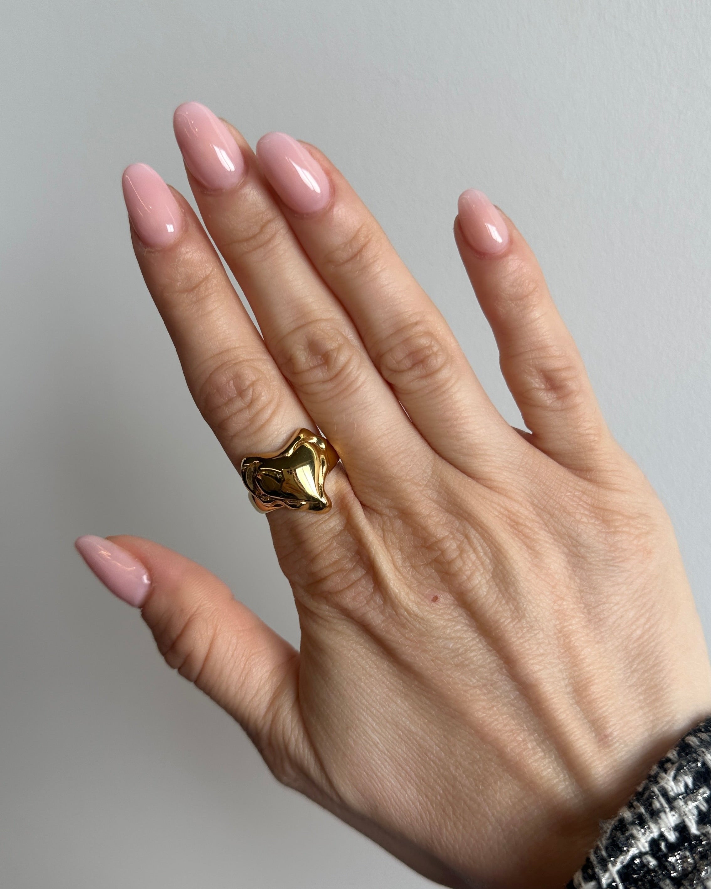 Anello a forma di cuore