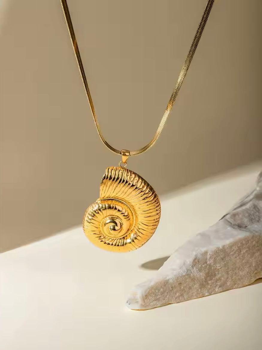 Collana di conchiglie