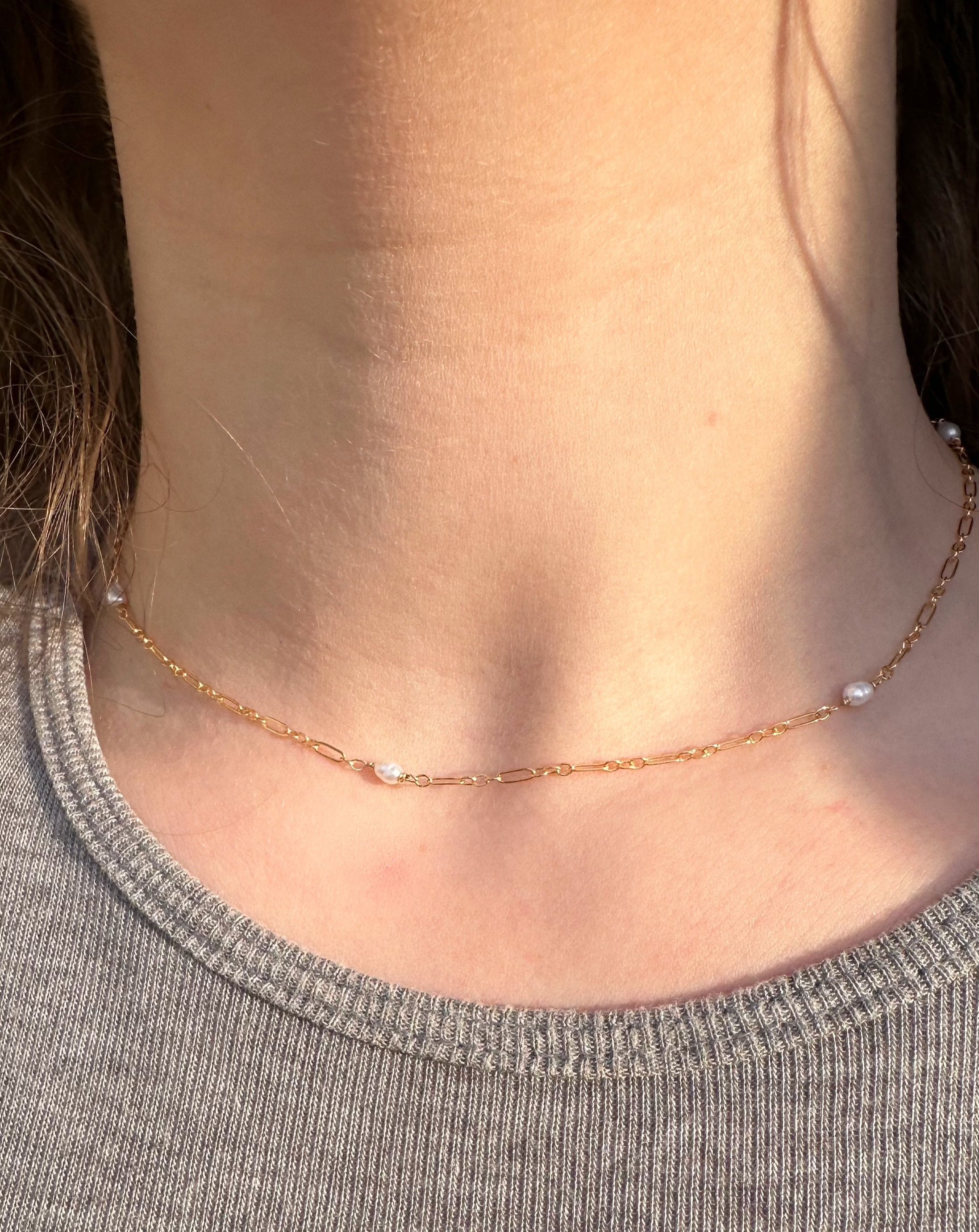 Dainty Choker